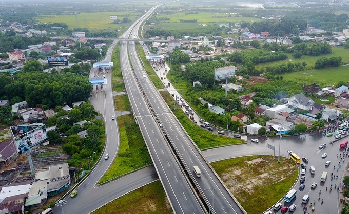 Thông qua Nghị quyết về chủ trương đầu tư Dự án đầu tư xây dựng đường bộ cao tốc Khánh Hòa - Buôn Ma Thuột giai đoạn 1